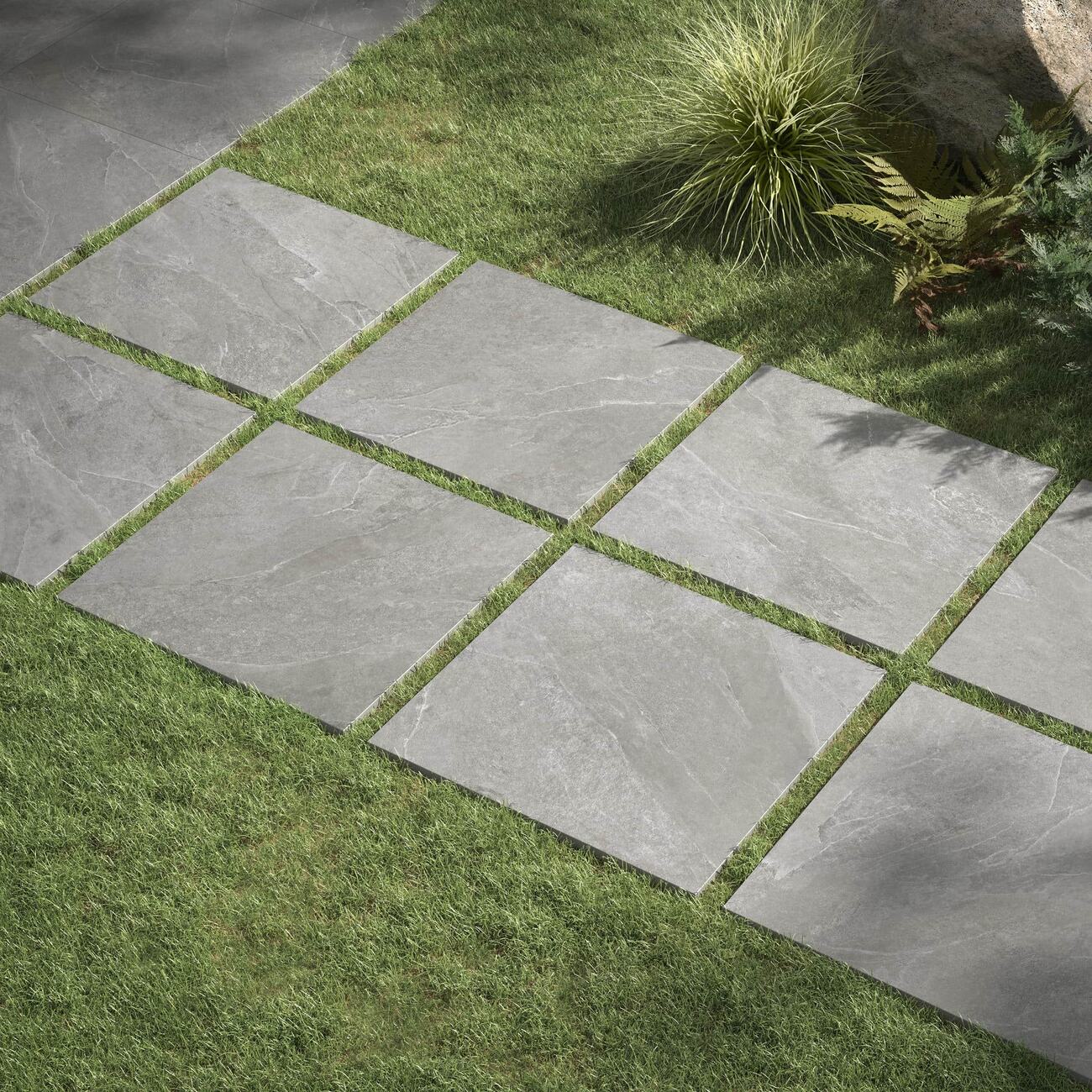 Outdoor-Fliese J.U.S.T. ash 80x80
