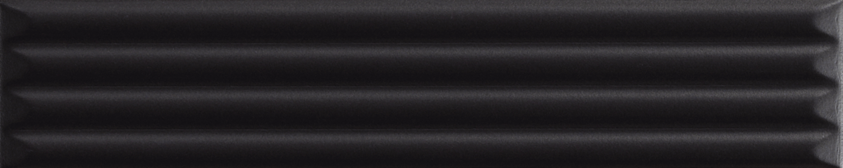 Wandfliese UP Black 5x25 cannettato glossy