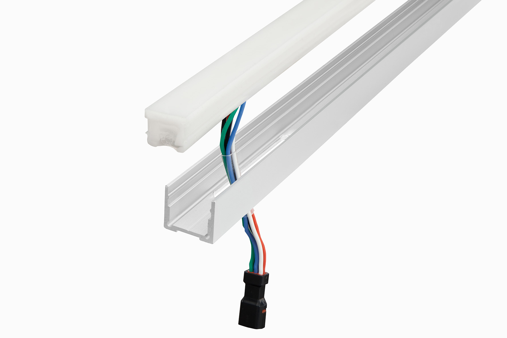 LIPROTEC-LLP-AE 2m RGB+W Aufnahmeprofil 1